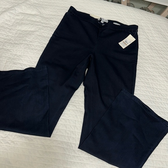 Anne Klein Denim High Rise Flare Jeans pull on size 12 nwt slimming smoothing - Picture 1 of 6